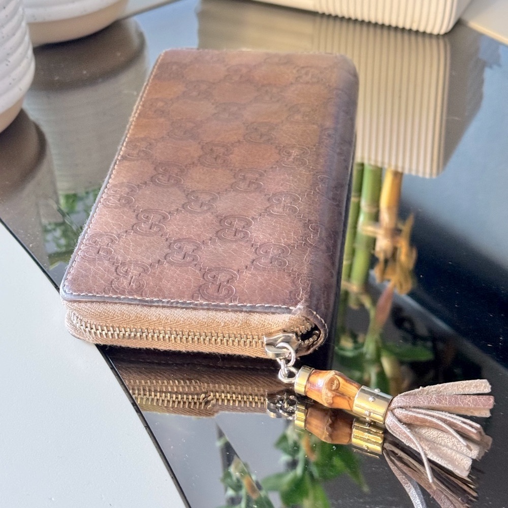 Gucci Zip Around Wallet with Bamboo Tassel - Picture 3 of 7